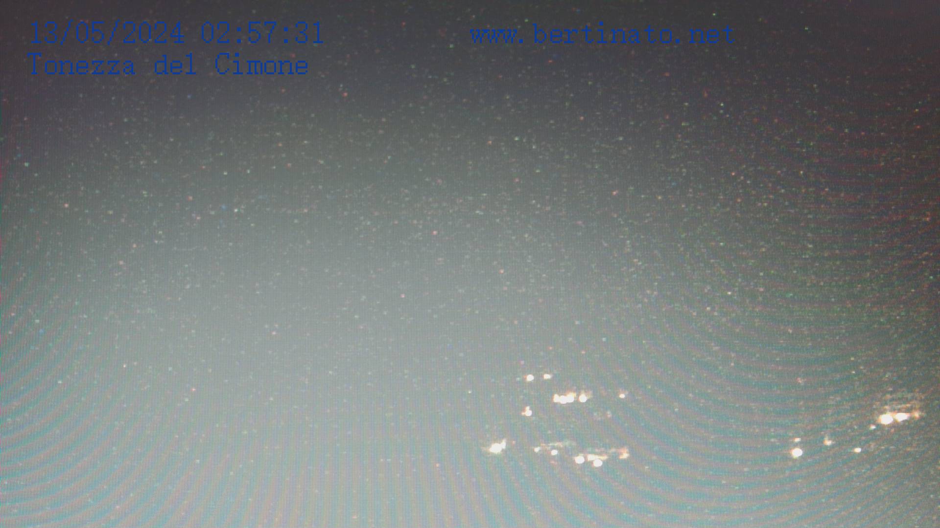 immagine della webcam nei dintorni di Altopiano di Asiago: webcam Tonezza del Cimone