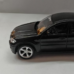 Auto BMW X6 Rmz City Scala 1 43