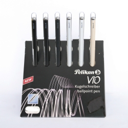 Penna a Sfero Bito  Pelikan V10