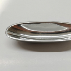 Portaincensi  o Candele Ovale  in Alluminio Lucido da 14 cm 