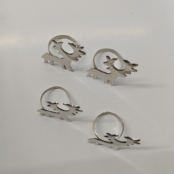 Portatovaglioli Natalizi in Metallo Cromato a Forma di Cervo Set 4 Pezzi