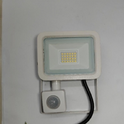 Silamp Proiettore LED 20W con sensore di movimento crepuscolare chiaro 