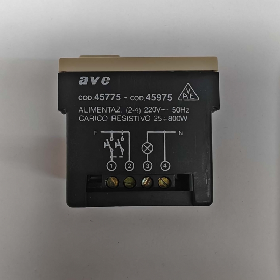 Ave Sistema45 45975 rel� statico bistabile passo passo 800W 220V con pulsante di comando bianco chiaro - 2