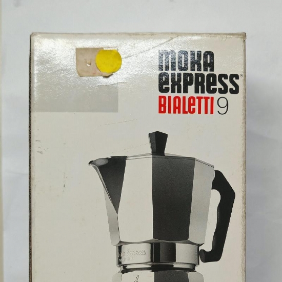 Bialetti Moka Express 9 Tazze Caffettiera Originale in Alluminio Manico Ergonimico Antiscottatura - 2