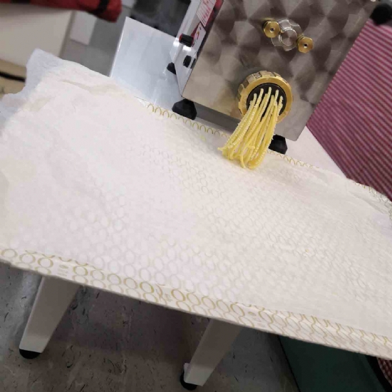 Cavalletto per macchina pasta fresca impastatrice con portavassoi estraibili - tavolo La Fattorina - 2