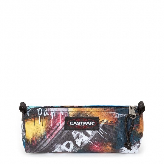 Eastpak  Astuccio Bustina Benchmark Single 2K2 Bold City Color Colore sfondo scritte murales Nero  Blu Rosa Giallo Grigio Azzurro Bianco - 1