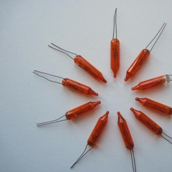 Lampadine Pisellini 7V Incandescenza Luci Natale Presepe 10 Pezzi Colori Arancione - 1