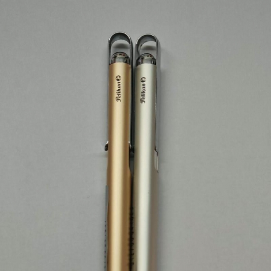 Penna a Sfera Pelikan Balpen VIO K9 Fusto Argento o Bronzo Metallizzato - 1