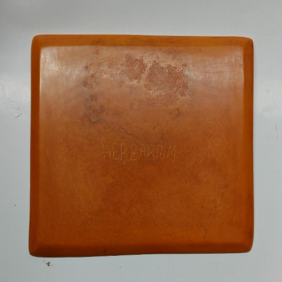 Piatto Porta Candele Decorativo Afrika Quadrato di Pietra con Motivi Geometrici Incisi a Mano Vari Colori - 2