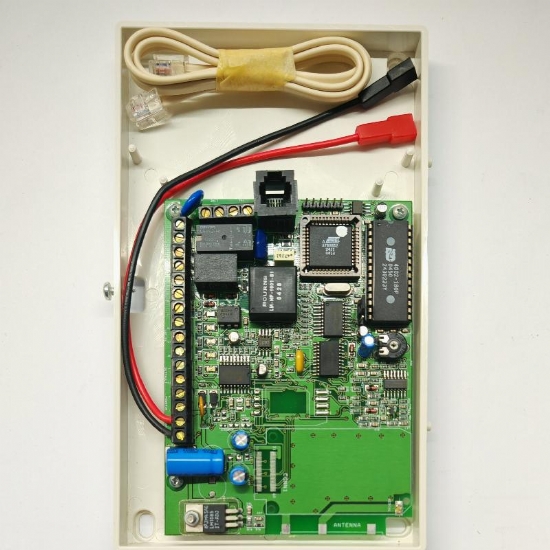 Sekurvox Combinatore Telefonico Cellulare GSM 4 PSTN4 Canali 10 Numeri Bianco - 2