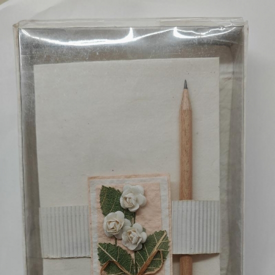 Set Carta da Lettere con Buste Confezionate in Scatola di Carta di Riso - 1