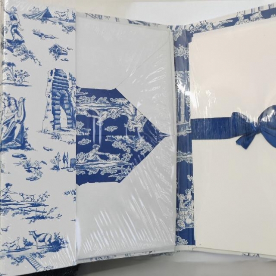 Set Carta da Lettere con Buste con Motivi Decorativi Stile Toile de Jouy - 1