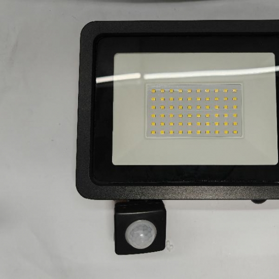 Silamp NYDLEDFL50W Faretto Led Esterno con Sensore di Movimento  50W 4500K nero - 1