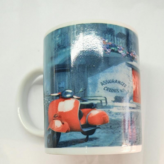 Tazza  Mug in Porcellana Bianca Vintage Decorazione Vespa Rossa - 1