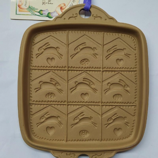  Teglia Stampo in Ceramica Quadrata 22 cm per Biscotti Motivo Coniglietti Brown Bag Cookie Art con Libretto di Ricette  - 1