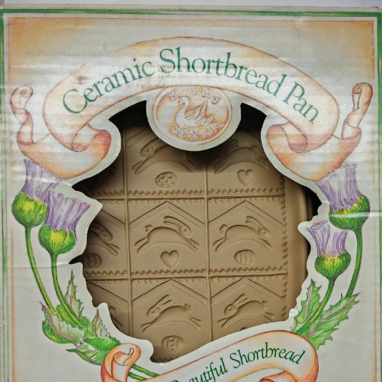  Teglia Stampo in Ceramica Quadrata 22 cm per Biscotti Motivo Coniglietti Brown Bag Cookie Art con Libretto di Ricette  - 2