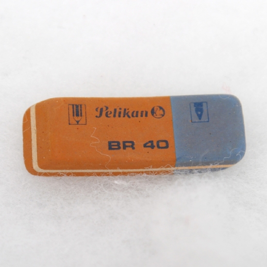 Gomma Pelikan - BR40  -  bicolore rossa arancione blu adatta per matite e penne cancellabili - 1