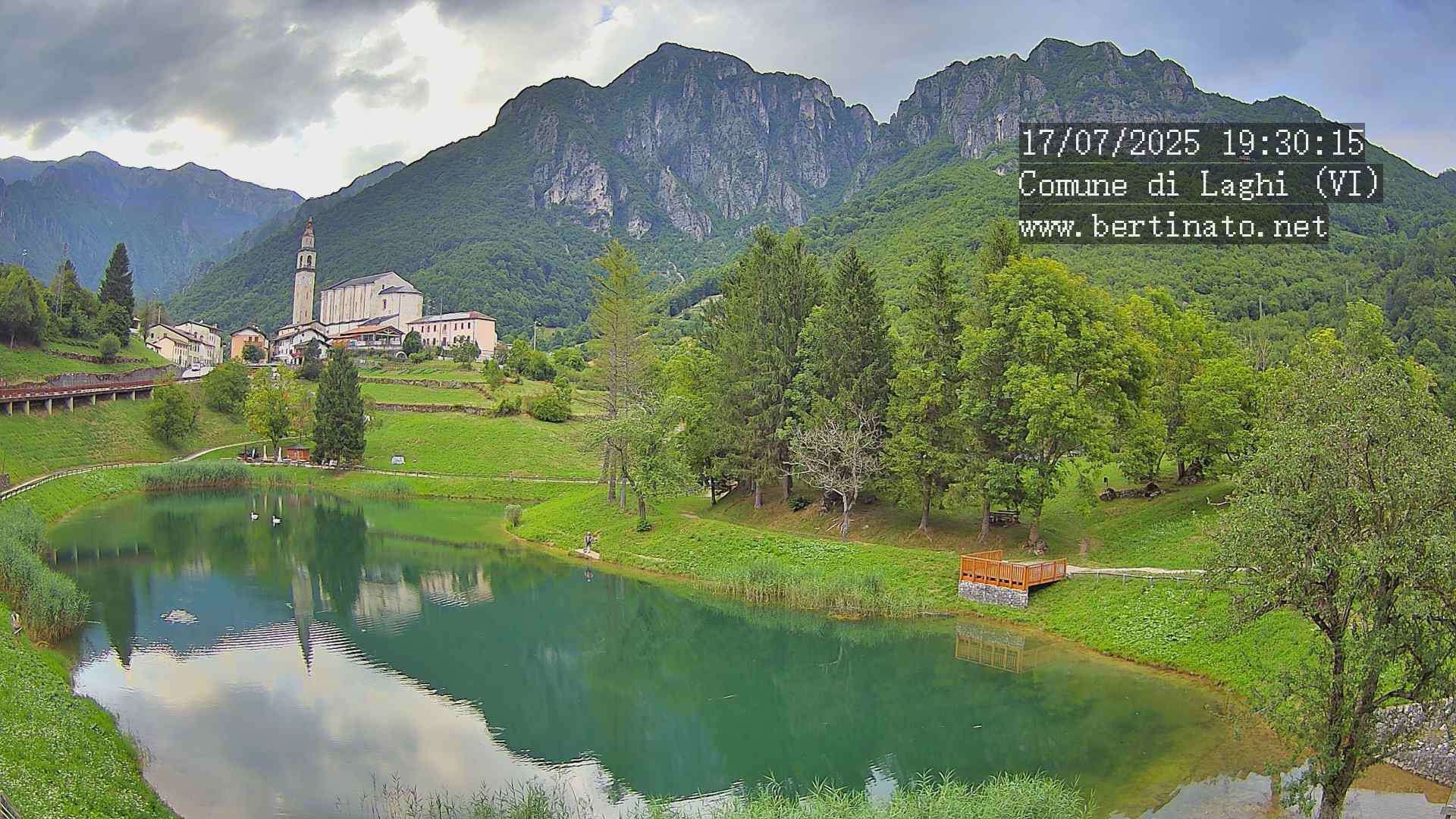 immagine della webcam nei dintorni di Lastebasse: webcam Laghi