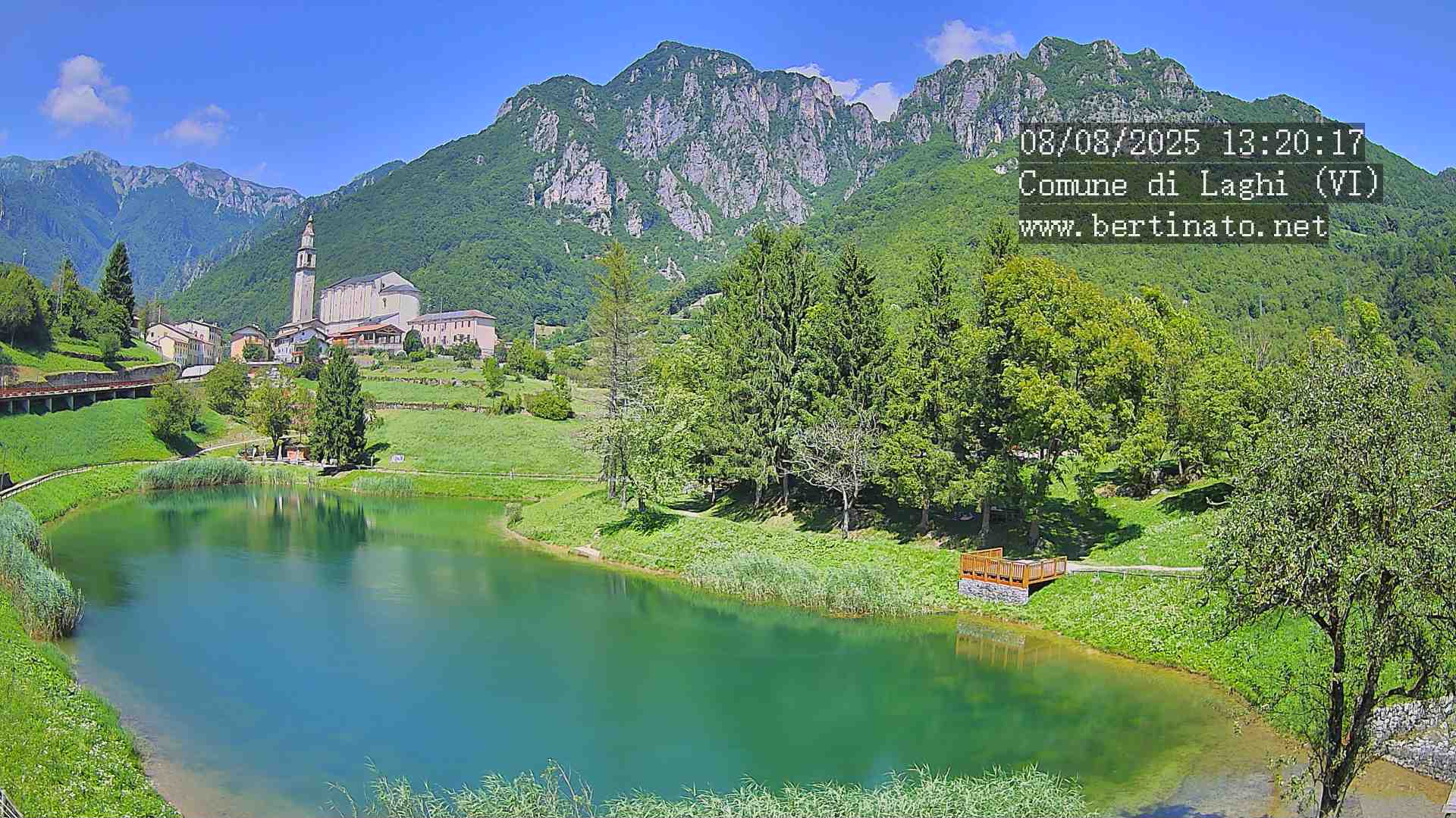 immagine della webcam nei dintorni di Levico Terme: webcam Laghi