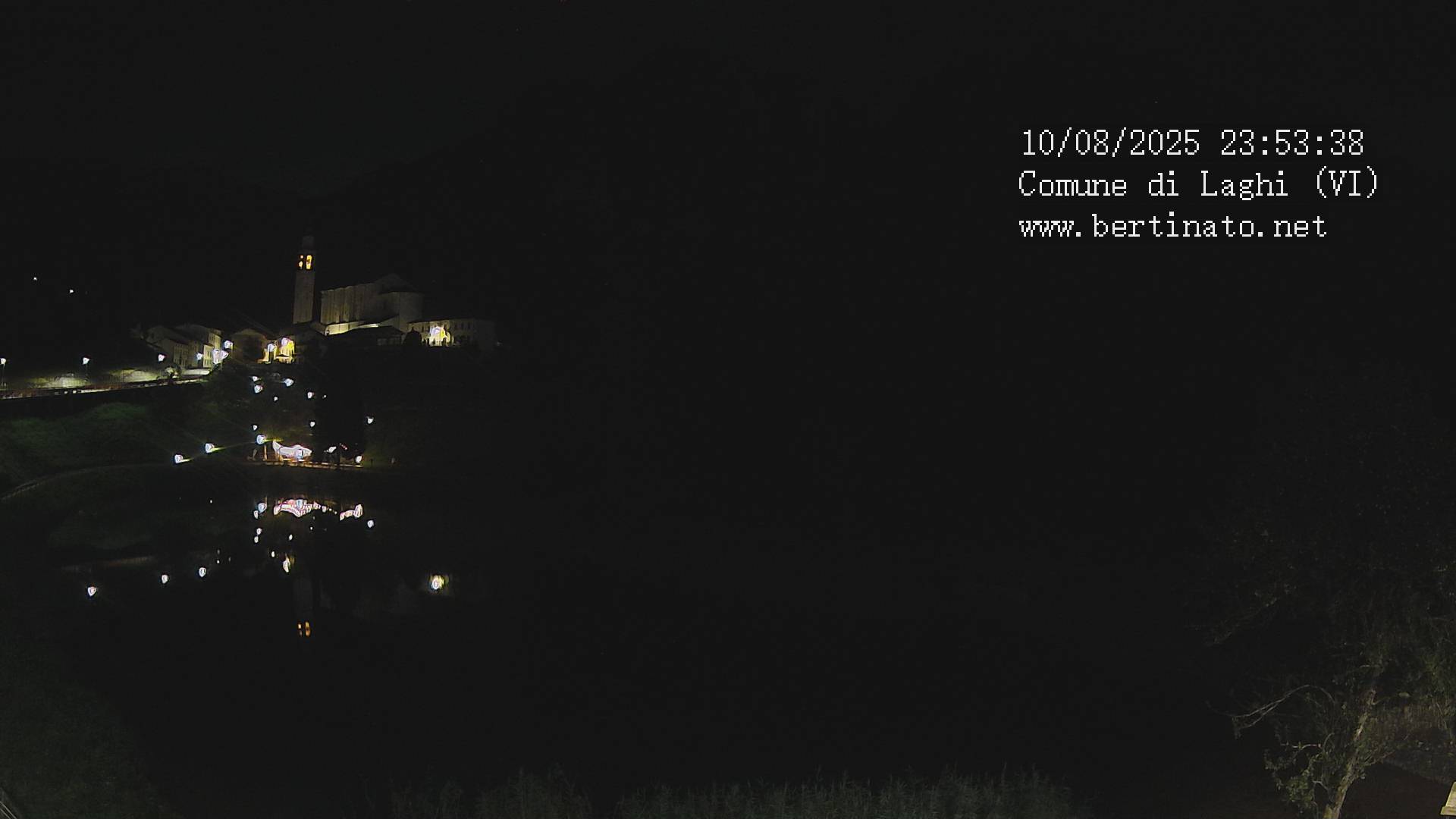 immagine della webcam nei dintorni di Torrebelvicino: webcam Laghi