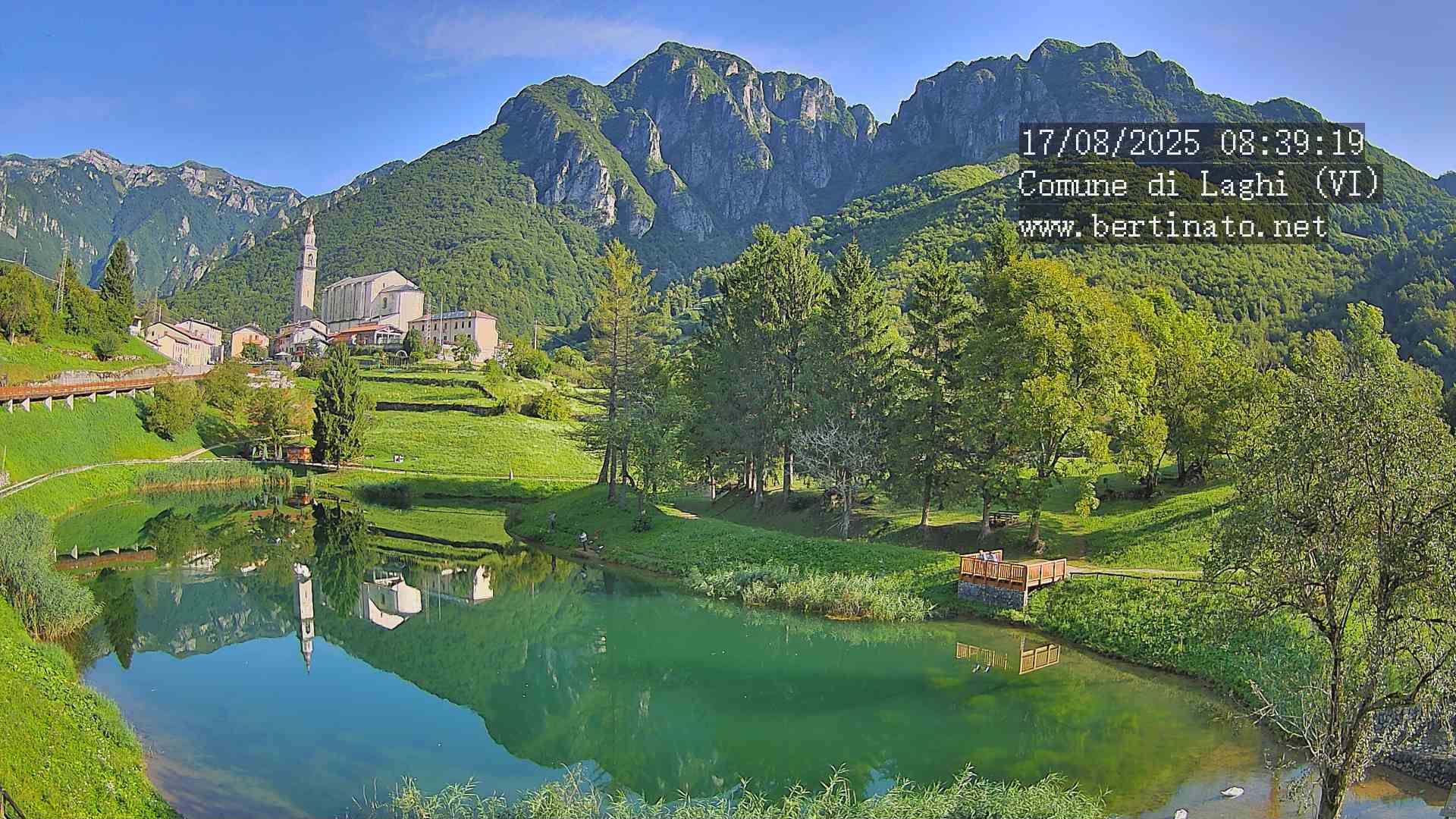 immagine della webcam nei dintorni di Centa San Nicolò: webcam Laghi