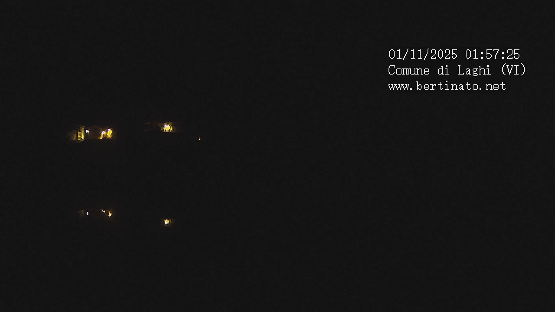 immagine della webcam nei dintorni di Altopiano di Asiago: webcam Laghi