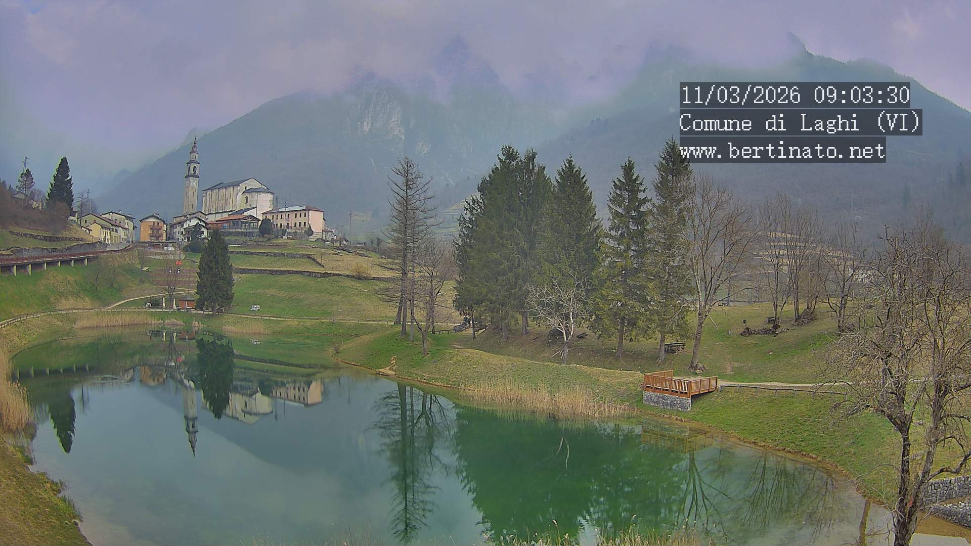 immagine della webcam nei dintorni di Velo d'Astico: webcam Laghi