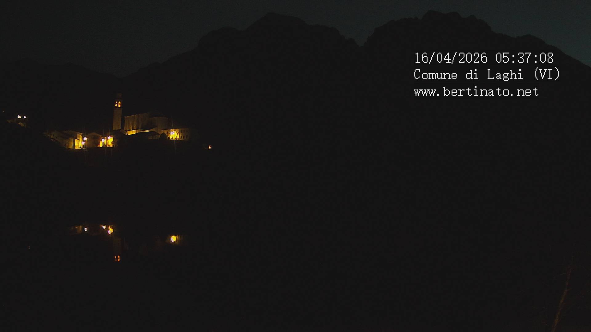 immagine della webcam nei dintorni di Recoaro Terme: webcam Laghi