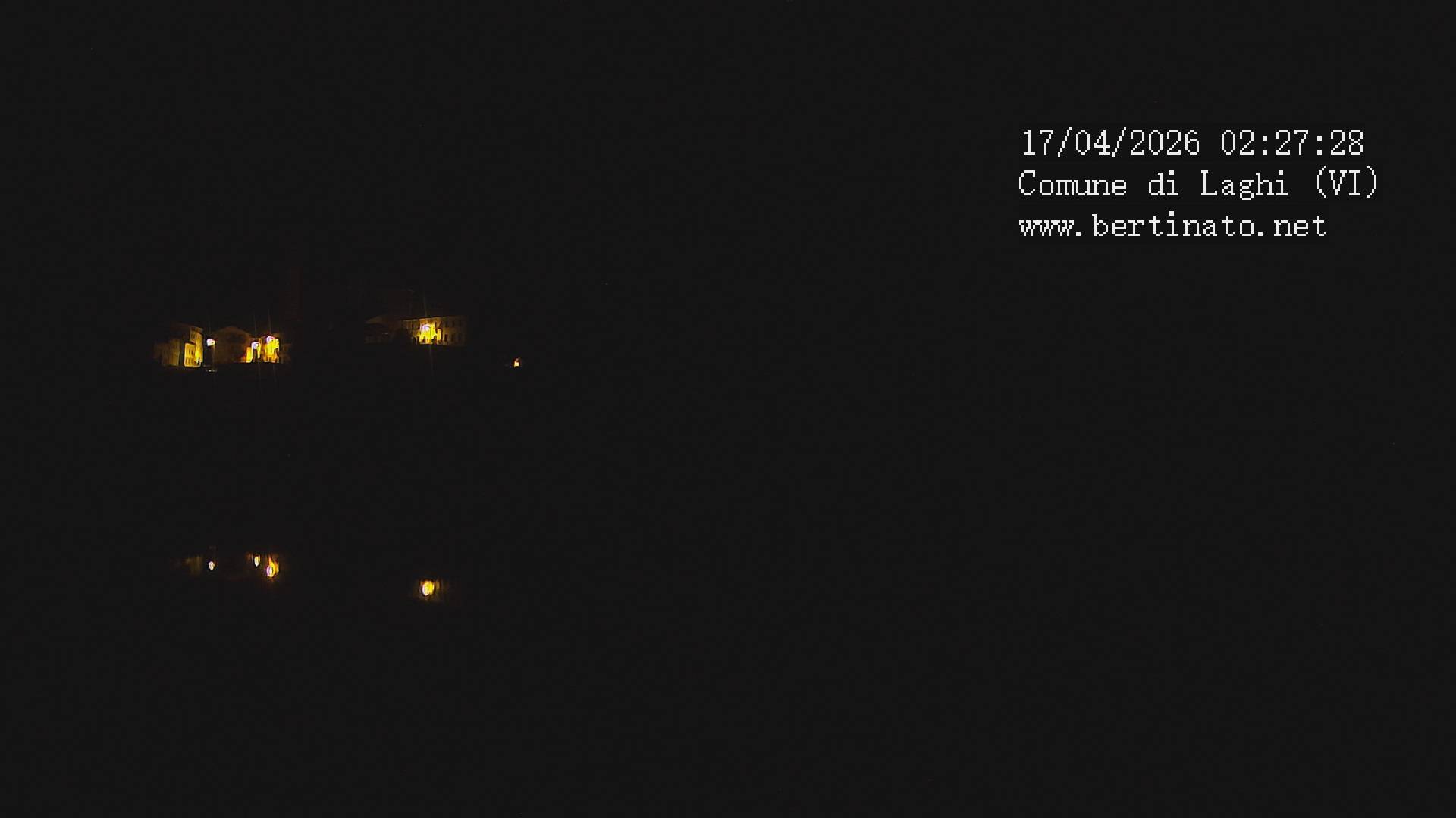 immagine della webcam nei dintorni di Lavarone: webcam Laghi