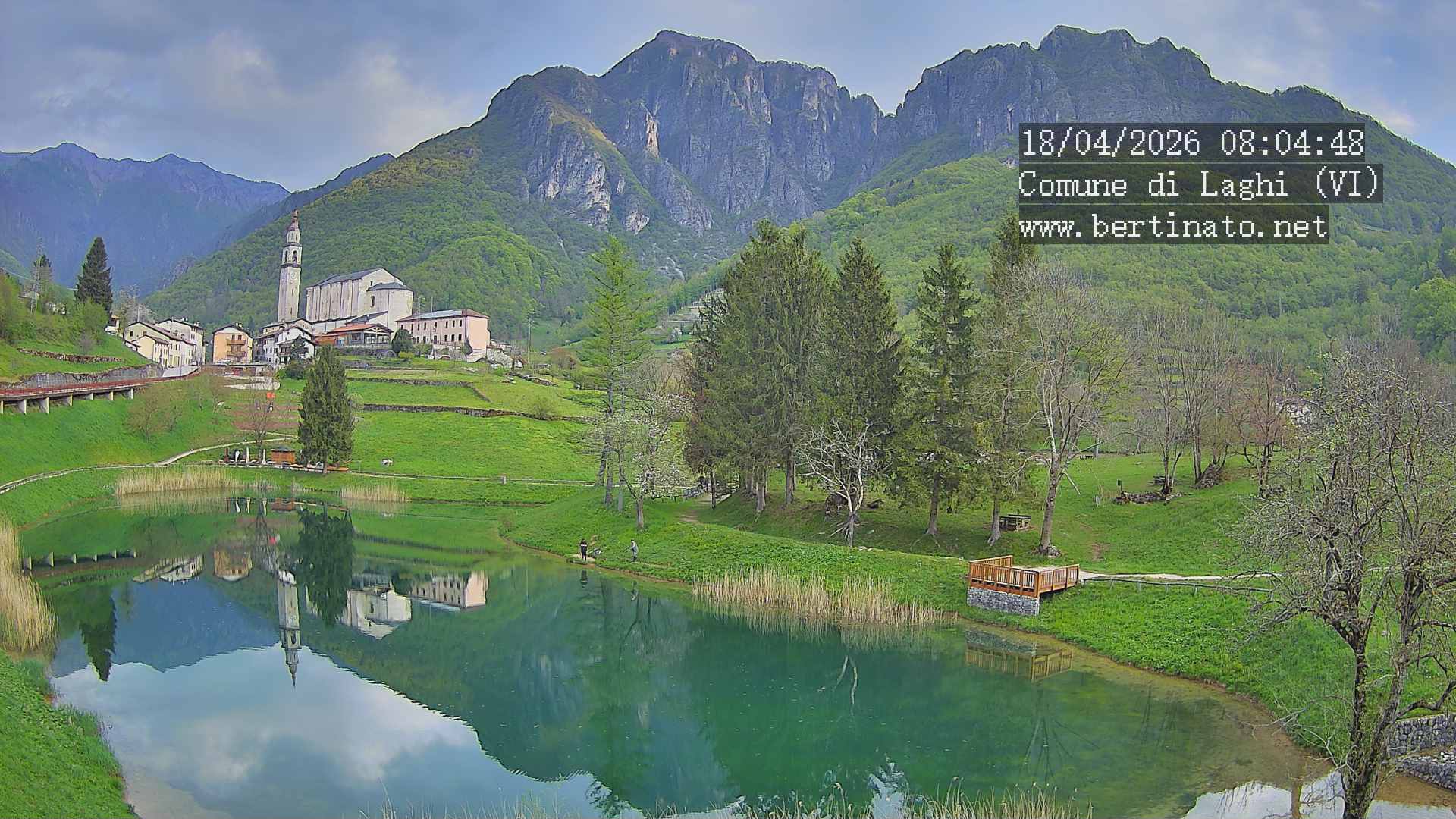 immagine della webcam nei dintorni di Passo Coe: webcam Laghi