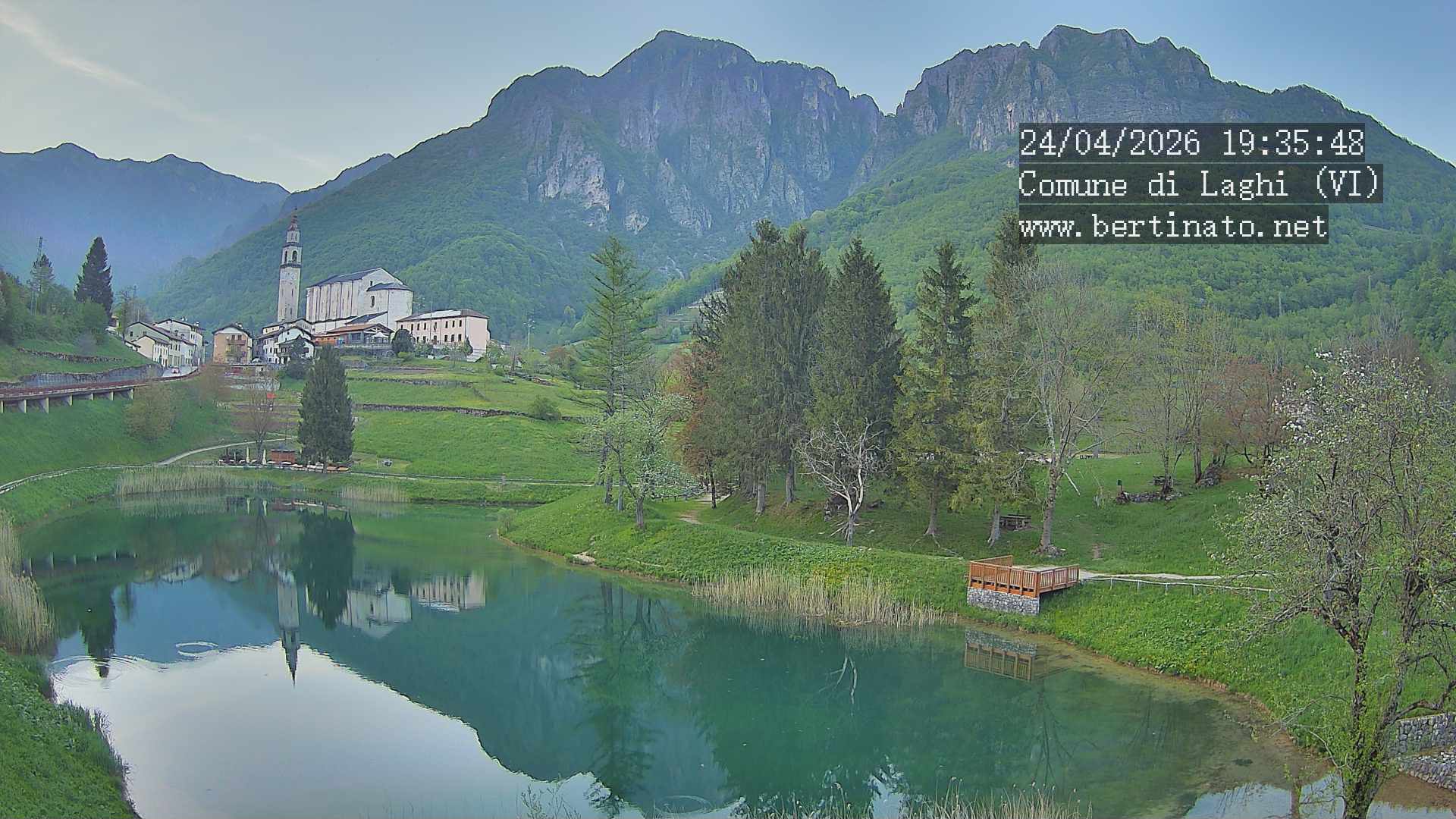 immagine della webcam nei dintorni di Lastebasse: webcam Laghi