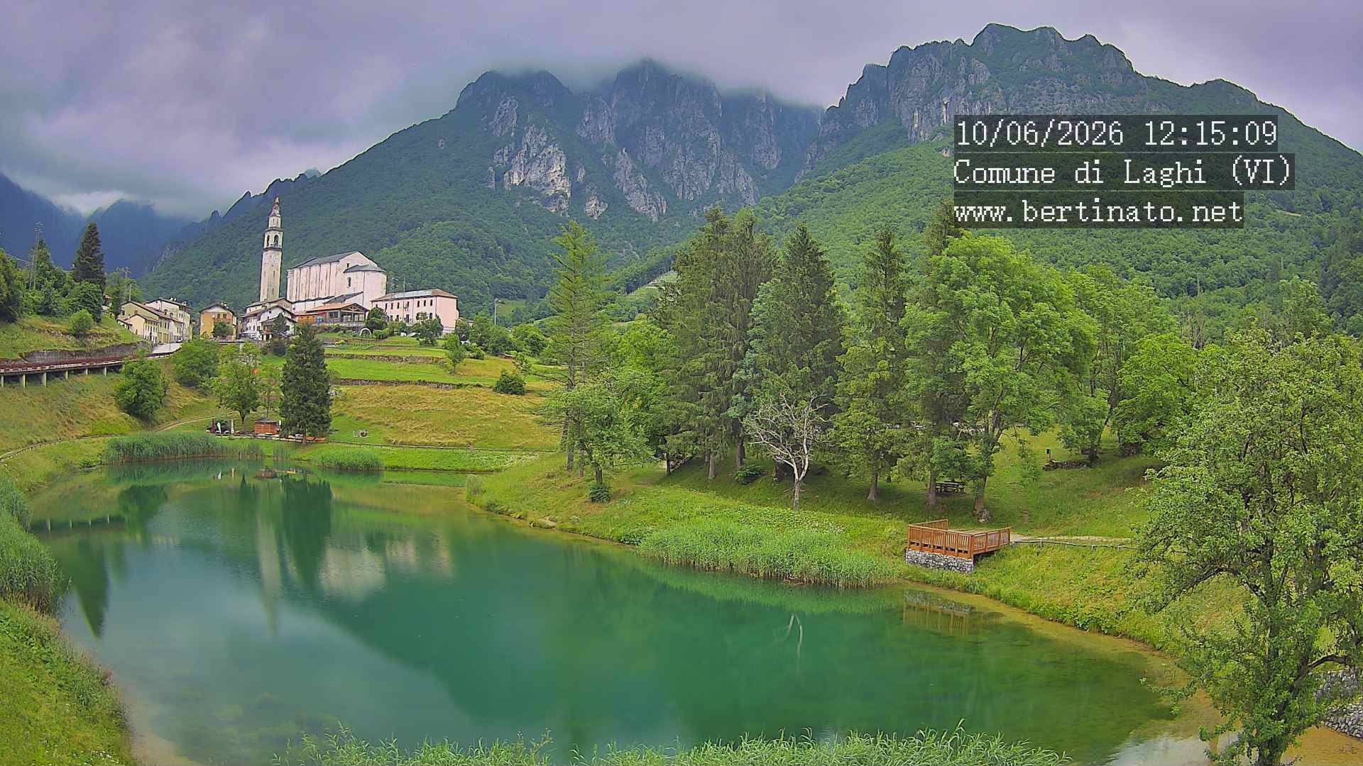 immagine della webcam nei dintorni di Velo d'Astico: webcam Laghi