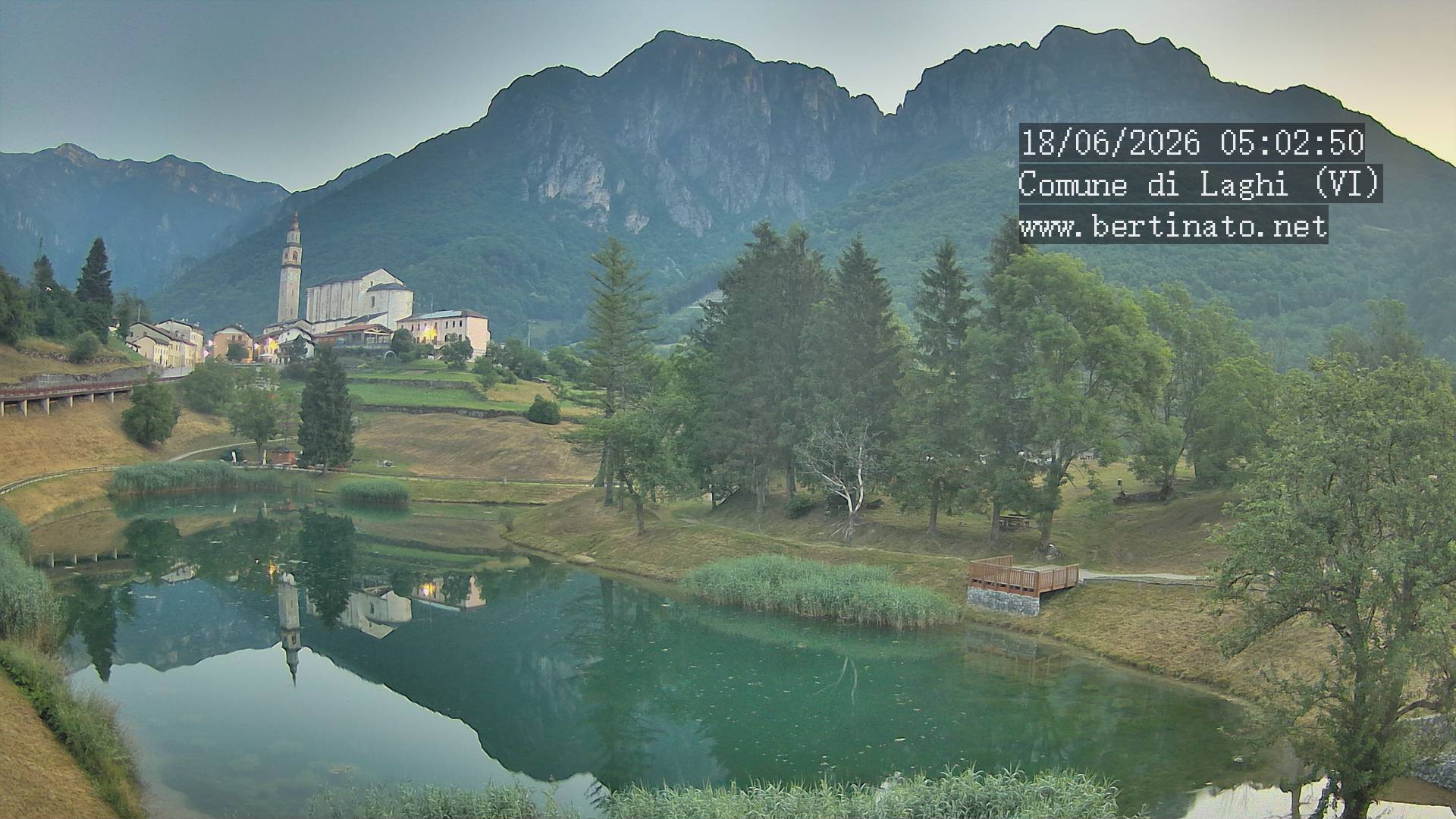 immagine della webcam nei dintorni di Valli del Pasubio: webcam Laghi